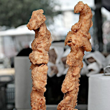 Illustration for article titled The Most Ridiculous Deep Fried Foods From America's State Fairs
